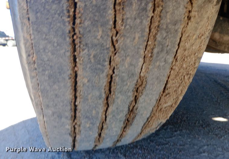 image for item DW0903 2014 International ProStar Plus semi truck