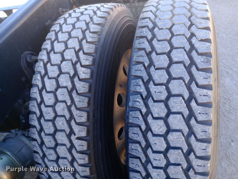 image for item DW0903 2014 International ProStar Plus semi truck