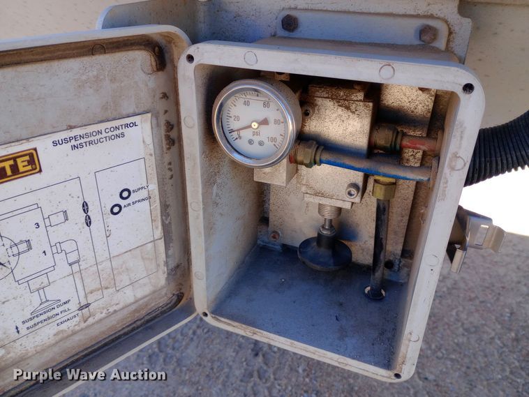 image for item DW0904 2013 Timpte Super Hopper grain trailer