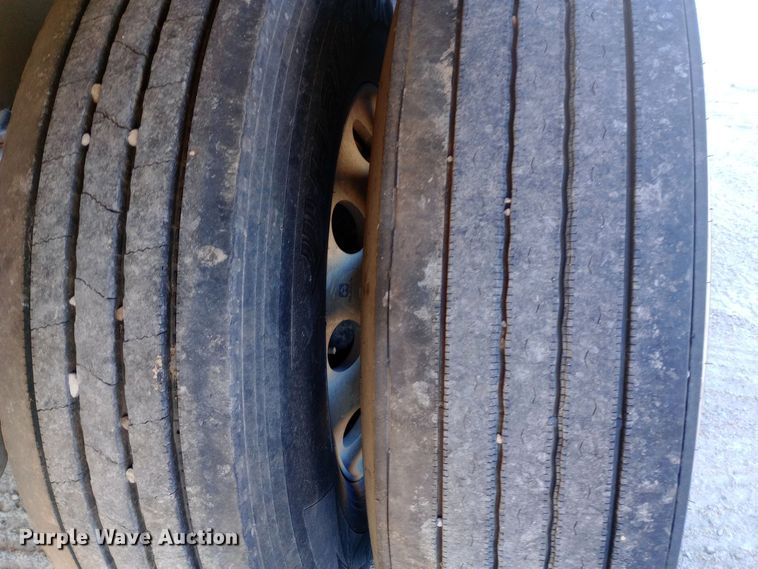 image for item DW0904 2013 Timpte Super Hopper grain trailer