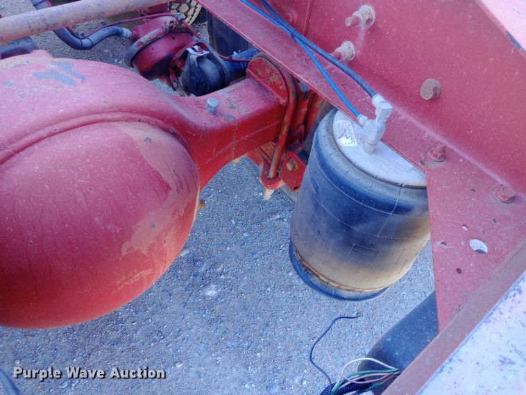 image for item DW0905 2006 International 9200 semi truck