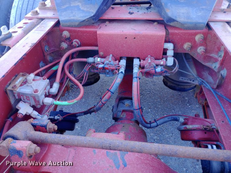 image for item DW0905 2006 International 9200 semi truck