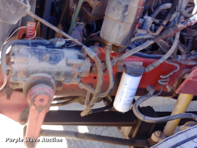 image for item DW0909 2003 International 9200i semi truck