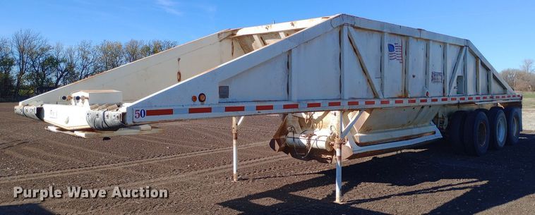image for item DW0933 1987 Bottom dump trailer