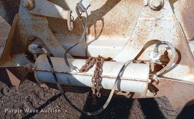 image for item DW0933 1987 Bottom dump trailer