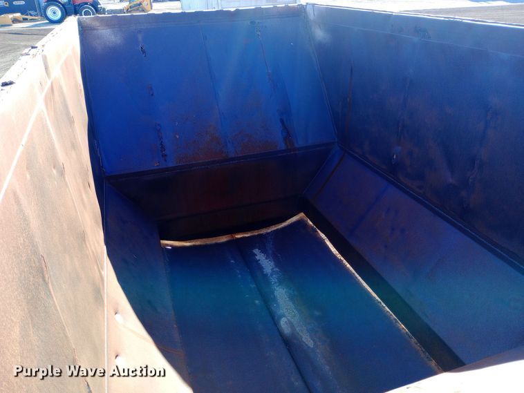 image for item DW0933 1987 Bottom dump trailer