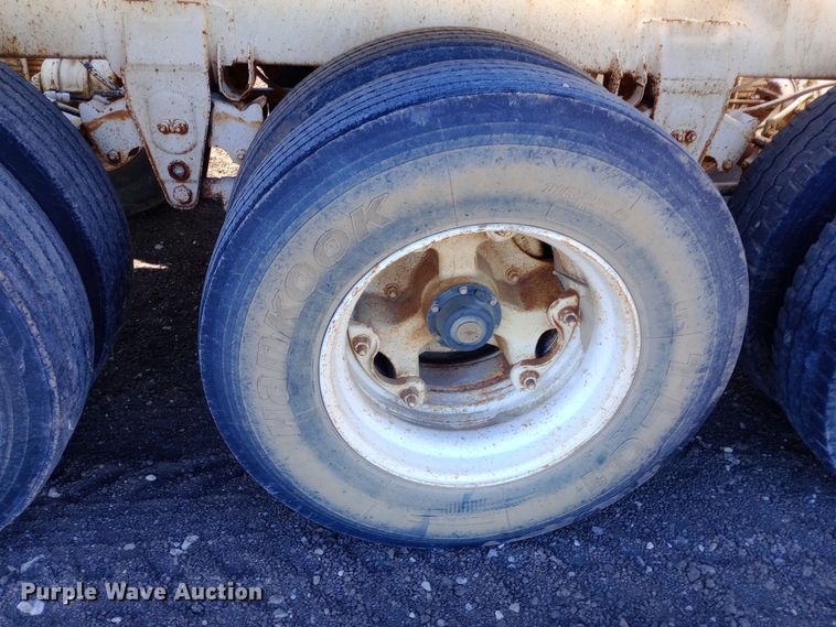 image for item DW0933 1987 Bottom dump trailer