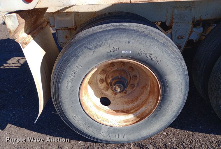 image for item DW0933 1987 Bottom dump trailer