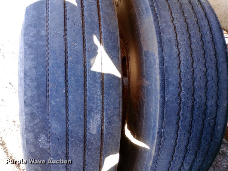 image for item DW0933 1987 Bottom dump trailer