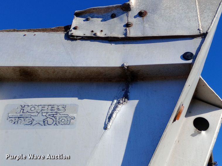 image for item DW0934 1986 Fruehauf end dump trailer