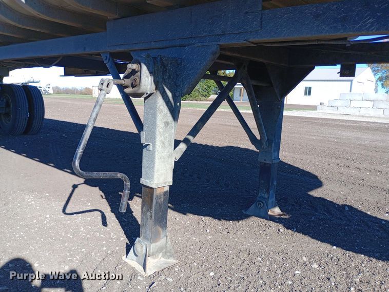 image for item DW0934 1986 Fruehauf end dump trailer