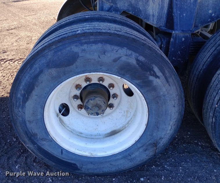 image for item DW0934 1986 Fruehauf end dump trailer