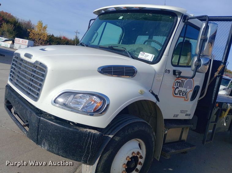 image for item DW0940 2010 Freightliner  Business Class M2 dump flatbed truck