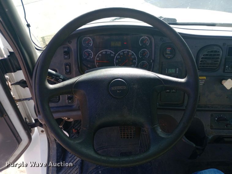 image for item DW0940 2010 Freightliner  Business Class M2 dump flatbed truck