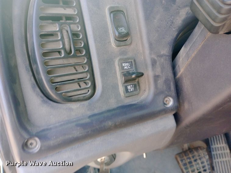 image for item DW0940 2010 Freightliner  Business Class M2 dump flatbed truck