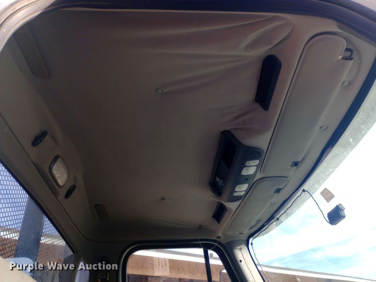 image for item DW0940 2010 Freightliner  Business Class M2 dump flatbed truck