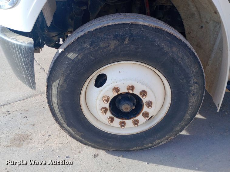 image for item DW0940 2010 Freightliner  Business Class M2 dump flatbed truck