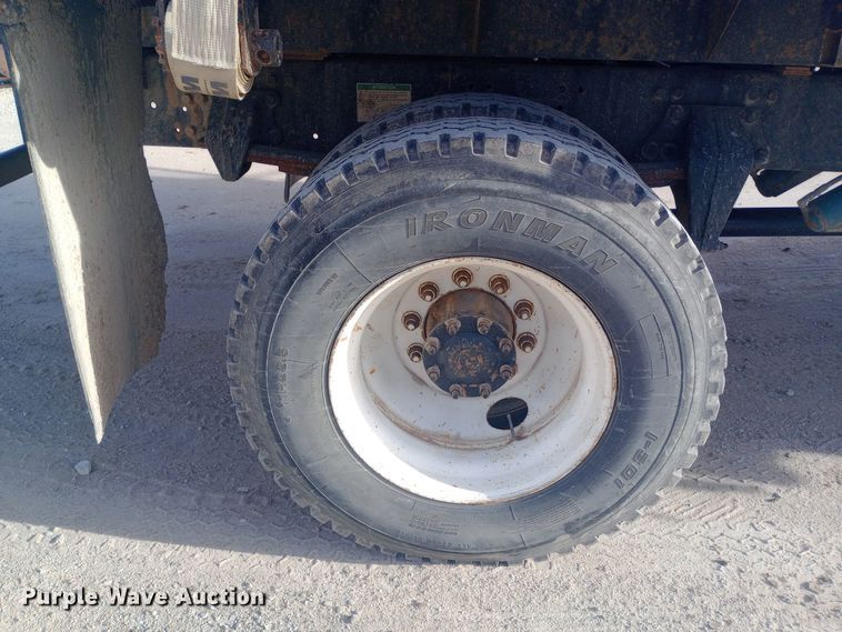 image for item DW0940 2010 Freightliner  Business Class M2 dump flatbed truck