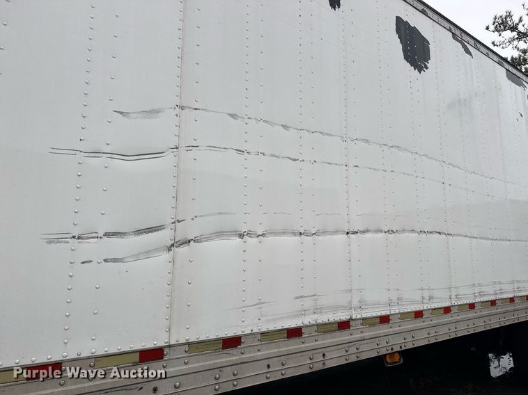 image for item DW1751 2001 Hyundai V125301152JSA dry van trailer