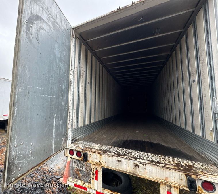 image for item DW1751 2001 Hyundai V125301152JSA dry van trailer