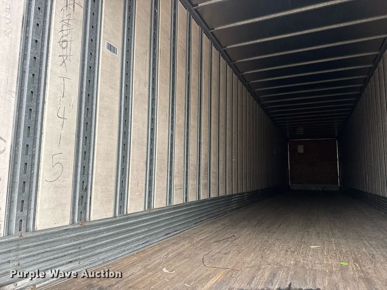 image for item DW1751 2001 Hyundai V125301152JSA dry van trailer