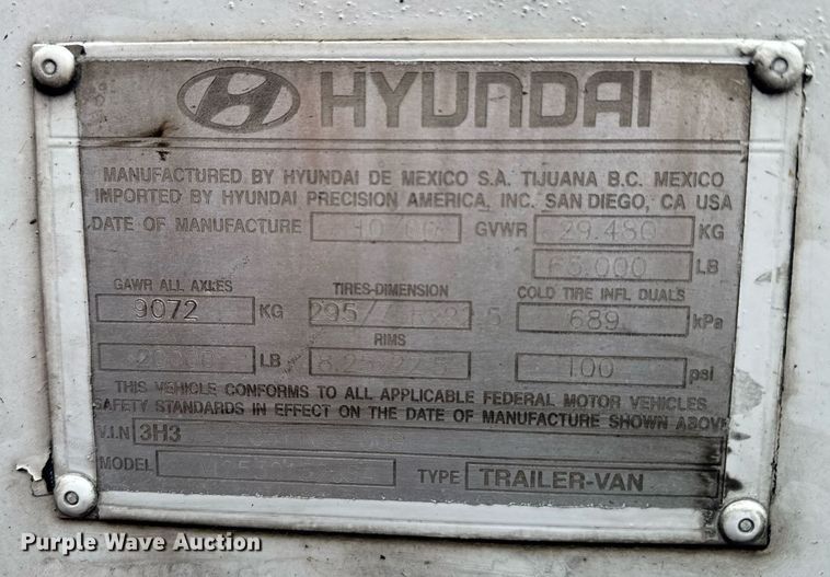 image for item DW1751 2001 Hyundai V125301152JSA dry van trailer