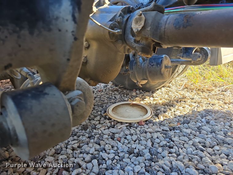 image for item DW3914 2012 Freightliner Cascadia semi truck