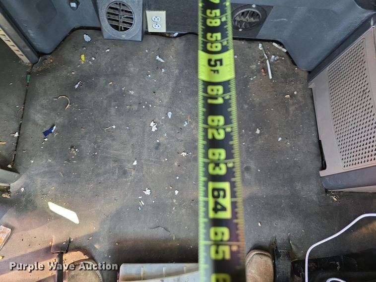 image for item DW3914 2012 Freightliner Cascadia semi truck