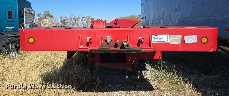 image for item DW3916 1999 Landoll 660 drop deck equipment trailer