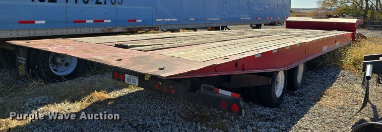 image for item DW3916 1999 Landoll 660 drop deck equipment trailer