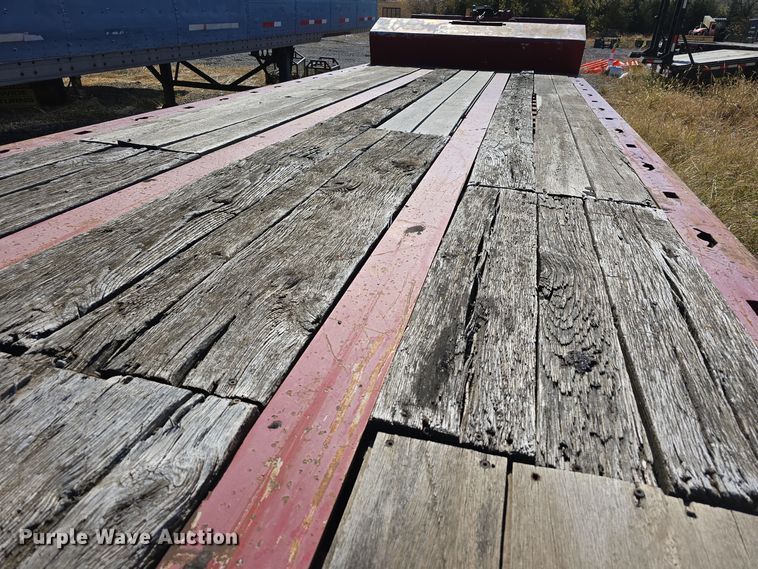 image for item DW3916 1999 Landoll 660 drop deck equipment trailer