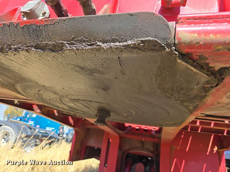 image for item DW3916 1999 Landoll 660 drop deck equipment trailer