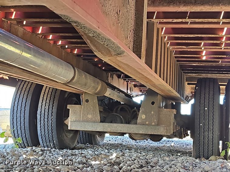 image for item DW3916 1999 Landoll 660 drop deck equipment trailer