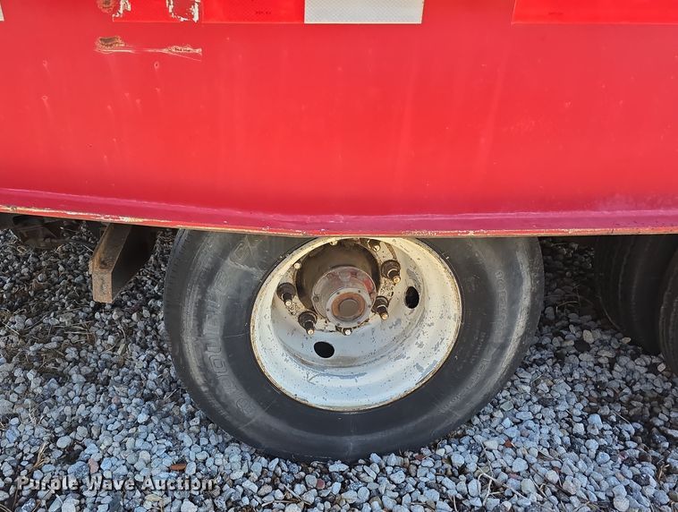 image for item DW3916 1999 Landoll 660 drop deck equipment trailer