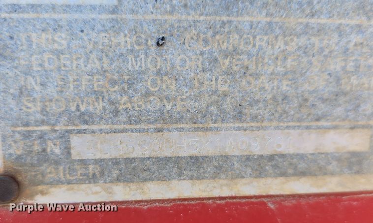 image for item DW3916 1999 Landoll 660 drop deck equipment trailer