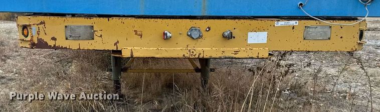 image for item DX3851 1973 Transcraft TH-42 flatbed trailer