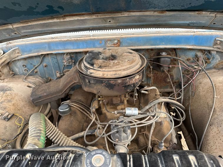 image for item DX3852 1964 Ford F600 fuel truck