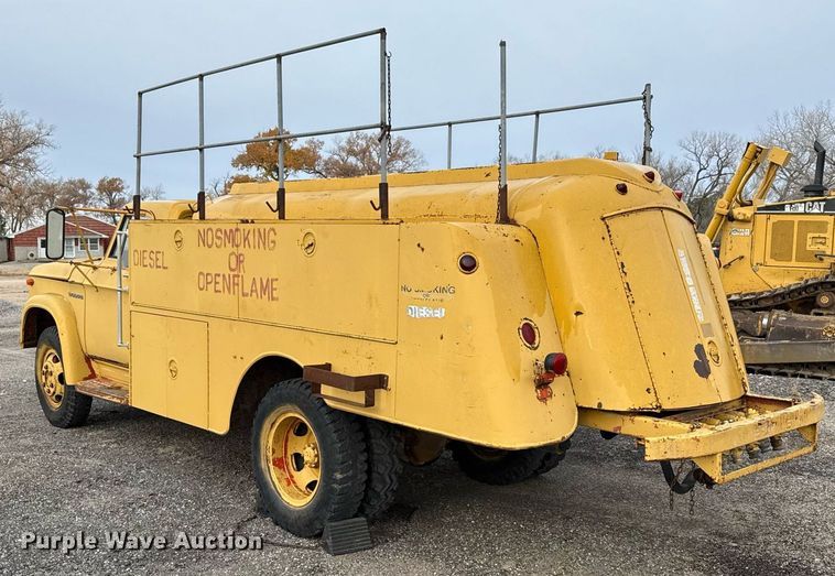 image for item DX3853 1963 Dodge D500 fuel truck