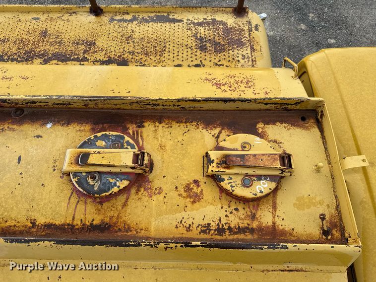 image for item DX3853 1963 Dodge D500 fuel truck