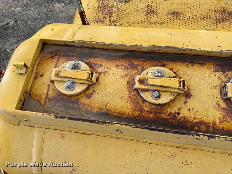 image for item DX3853 1963 Dodge D500 fuel truck