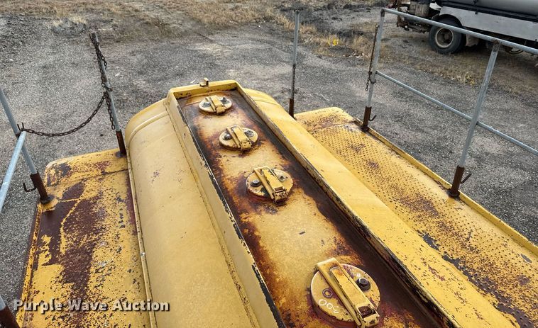 image for item DX3853 1963 Dodge D500 fuel truck