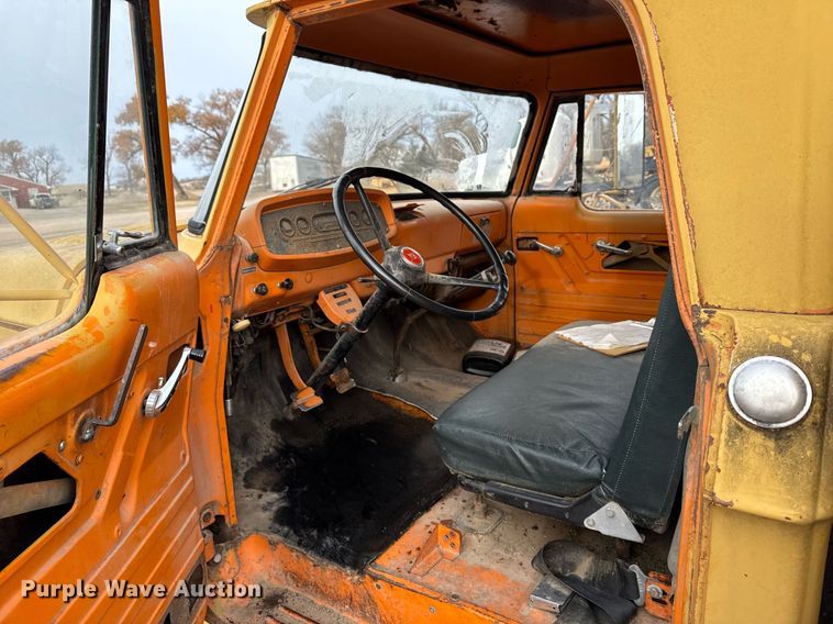 image for item DX3853 1963 Dodge D500 fuel truck