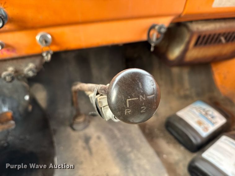 image for item DX3853 1963 Dodge D500 fuel truck