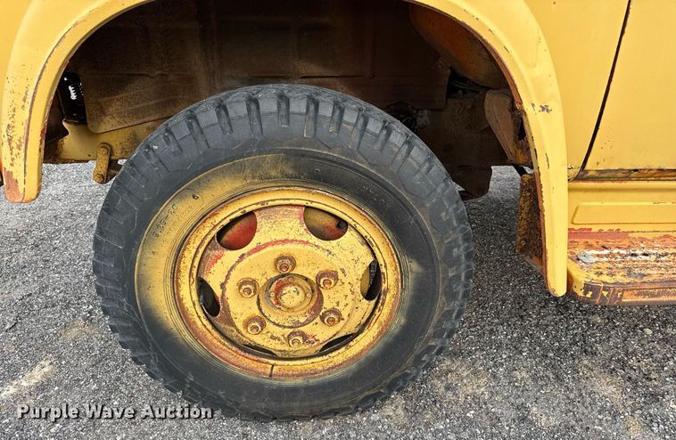 image for item DX3853 1963 Dodge D500 fuel truck