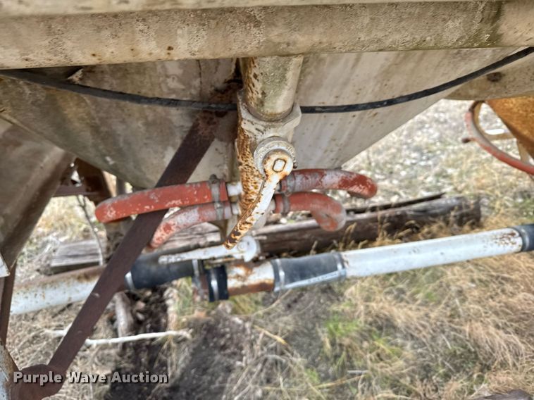 image for item DX3860 1963 Butler pneumatic dry bulk trailer