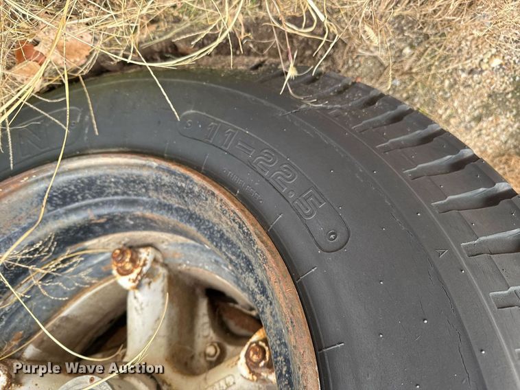 image for item DX3860 1963 Butler pneumatic dry bulk trailer