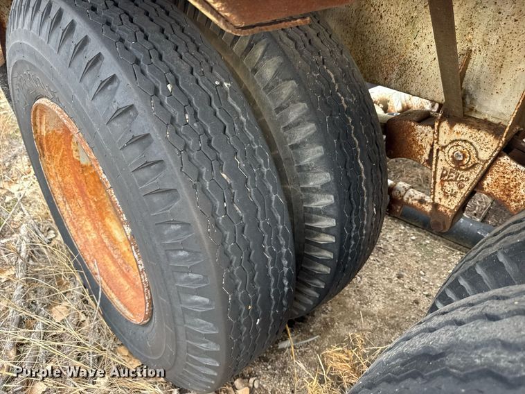 image for item DX3860 1963 Butler pneumatic dry bulk trailer