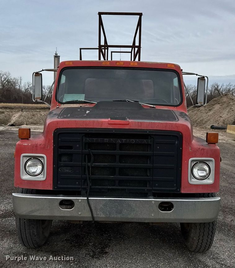 image for item DX3864 1985 International 1754 fuel truck