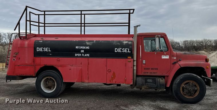 image for item DX3864 1985 International 1754 fuel truck
