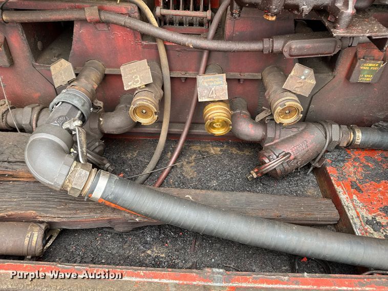 image for item DX3864 1985 International 1754 fuel truck